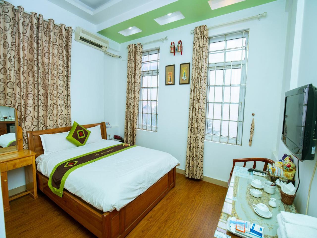 Phuong Dong Hotel Hanoi Esterno foto
