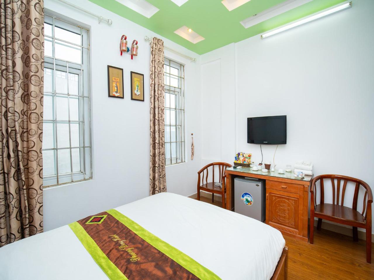 Phuong Dong Hotel Hanoi Esterno foto